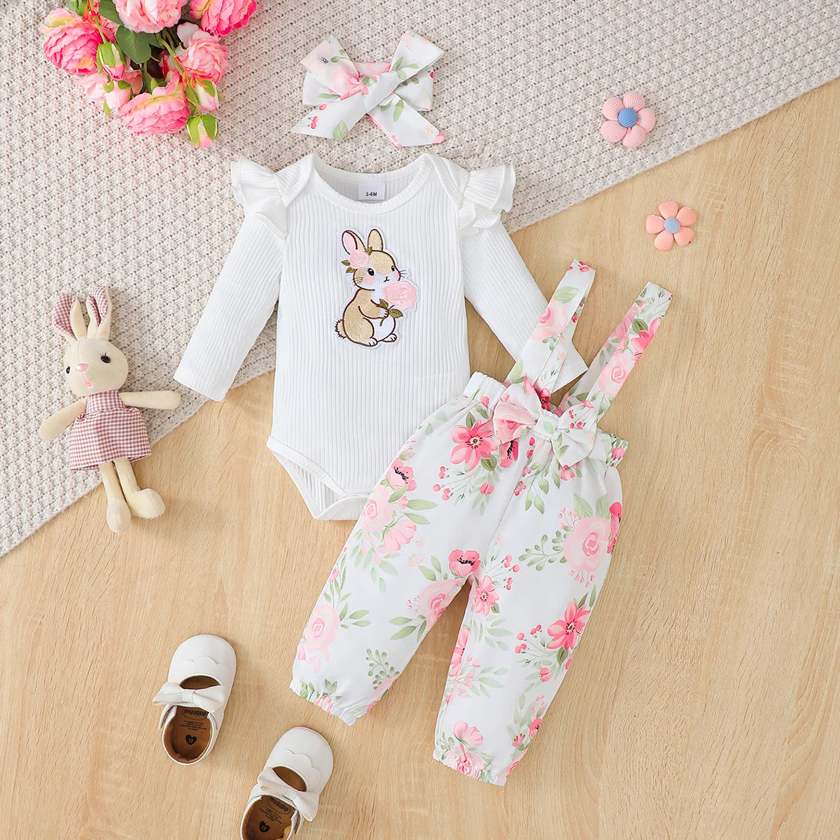 0-18Months Baby Girl Clothes Set Red Color Long Sleevs Bodysuit + Flower Strap Pants 2PCS Infant Girl New Years Clothing Suit
